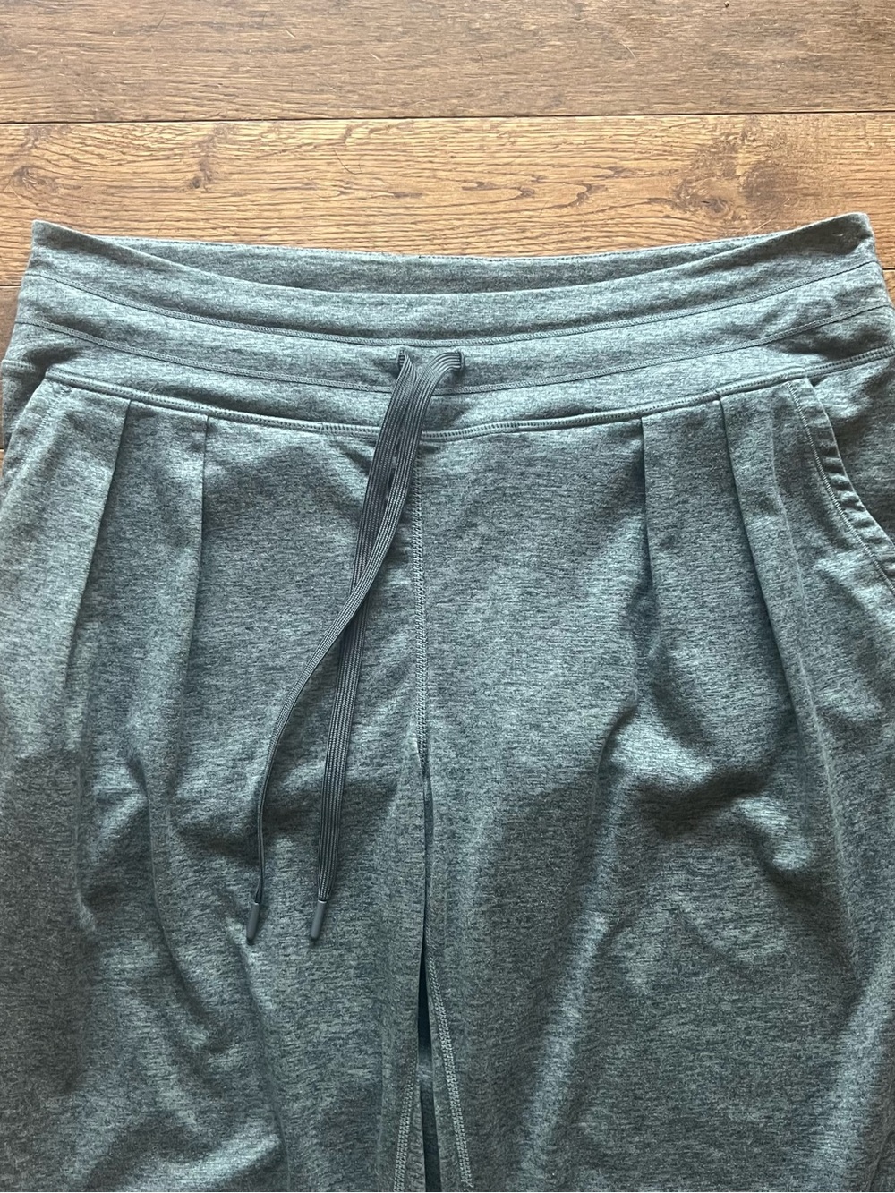 Lole Joggers - Picture 3 of 11